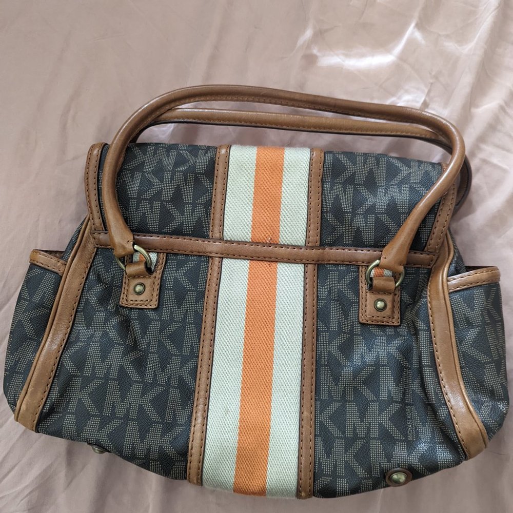 Michaels Kors Bag - Picture 2 of 3